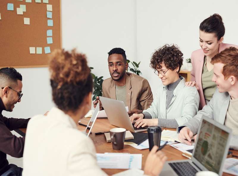 The Pros & Cons of Tracking Your Employee’s Every Digital Movement